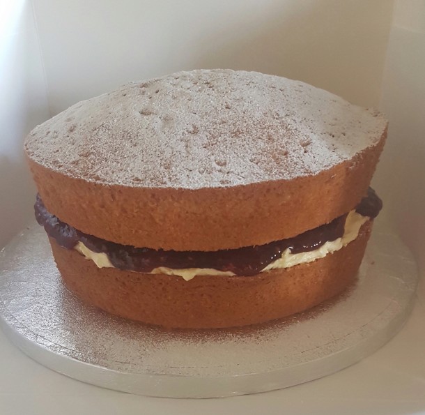 victoria sponge